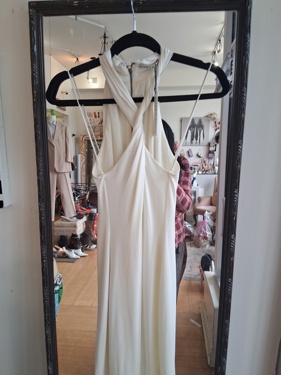 Alice + Olivia Dresses & Skirts - Alice + Olivia Cream Halter Maxi Dress with Twisted Neck